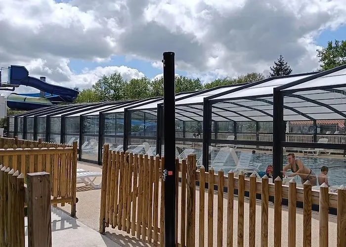 Mobilhome Climatise 3 Chambres A 30 Min Du Puy Du F Et De Nantes