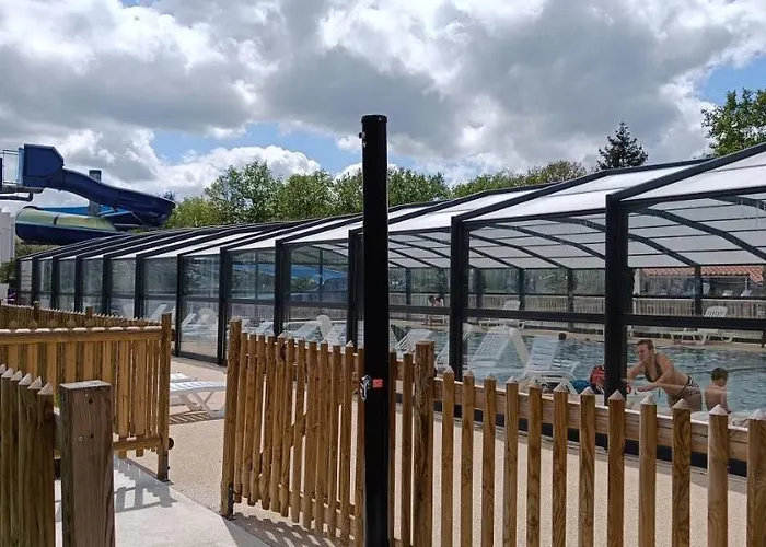 Mobilhome Climatise 3 Chambres A 30 Min Du Puy Du F Et De Nantes