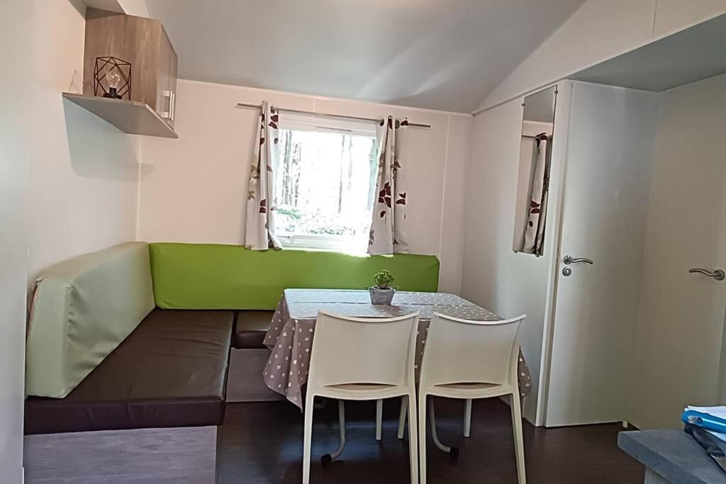 Apartment Mobilhome Climatise 3 A 30 Min Du Puy Du F Et De Nantes *